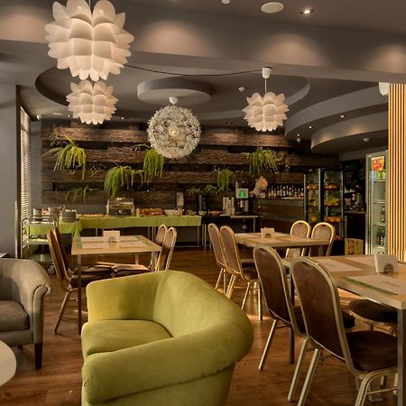 Plonia Resort Eksteriør bilde